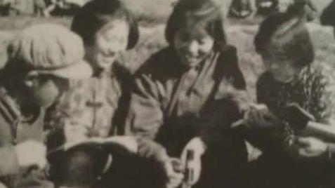 历史回顾：1960年郭沫若创作《邢燕子歌》，宣传邢燕子的光荣事迹