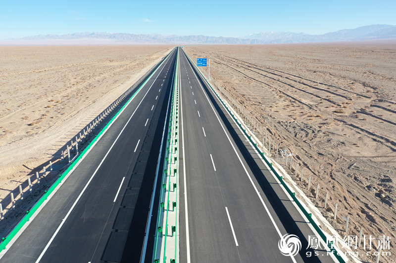 肃北至沙枣园一级公路已正式通车运营 甘肃省公航旅集团供图