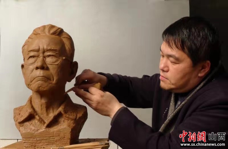 李海金 摄