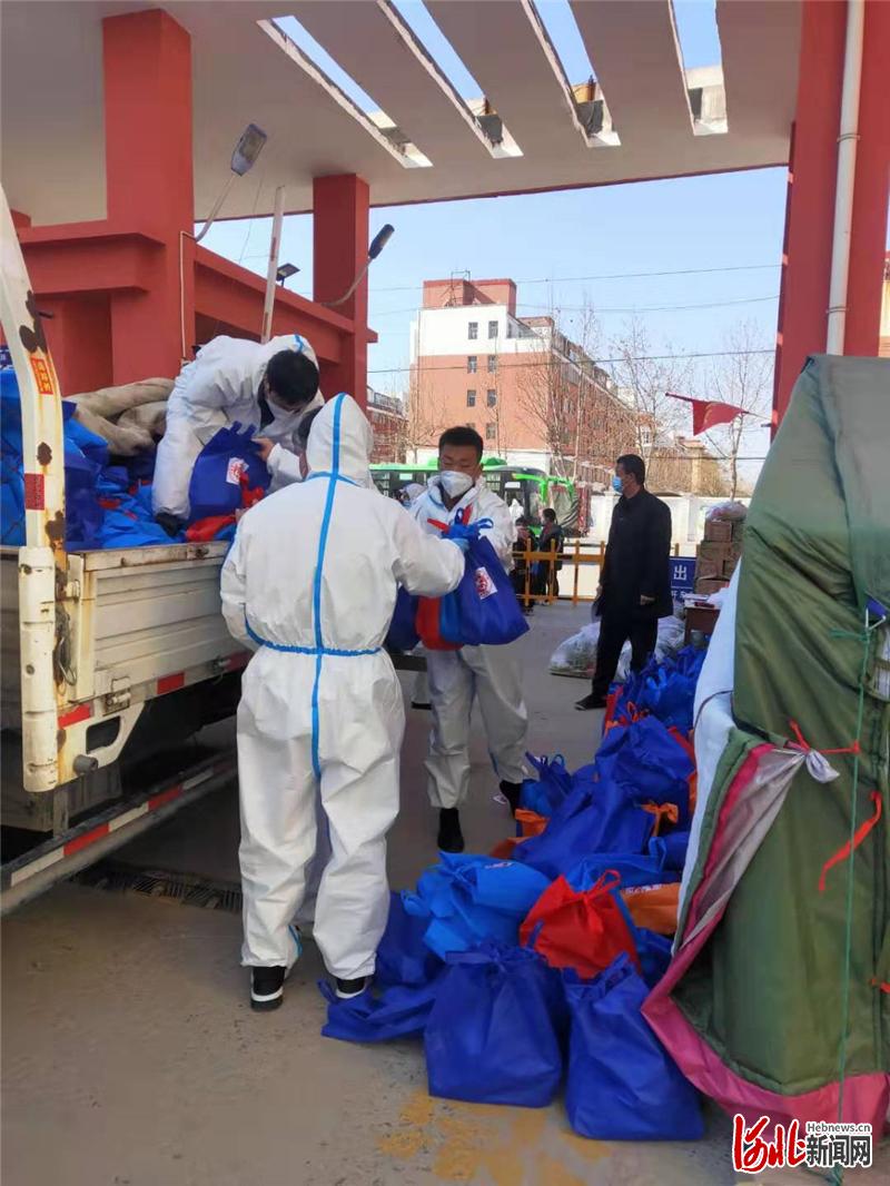 河北邢台南宫市向居民配送3万个疫情防控健康包