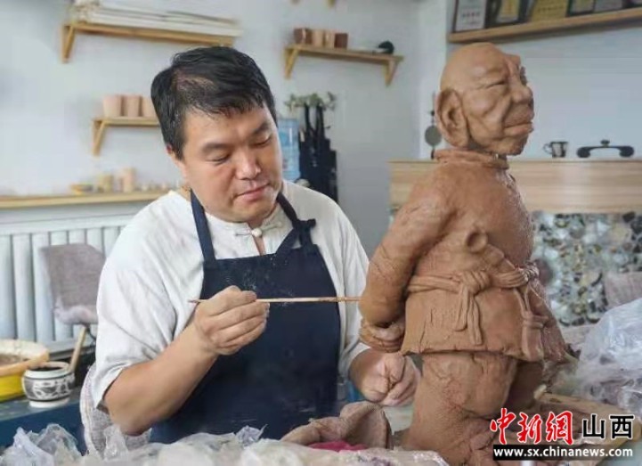 李海金 摄