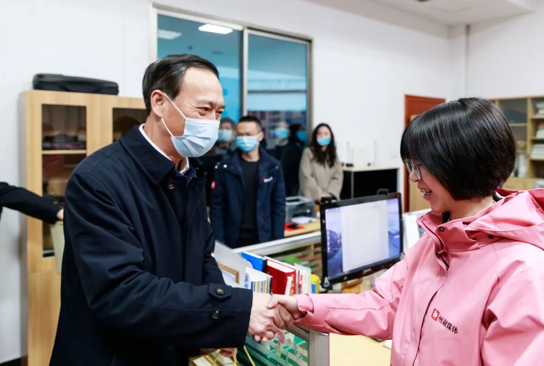 宁波市委常委,鄞州区委书记褚银良开展节前走访慰问