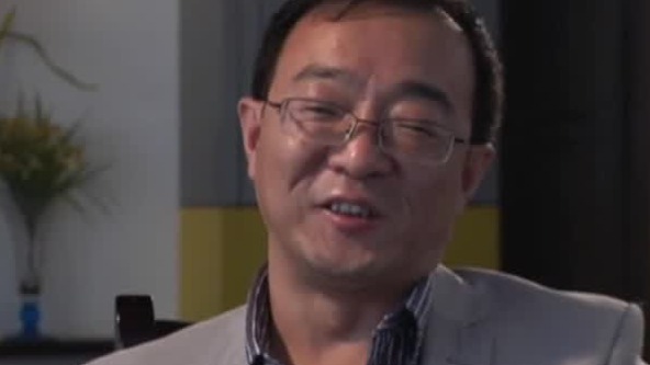 闻一多有个外号叫“何妨一下楼主人”，他的这个外号从何而来？