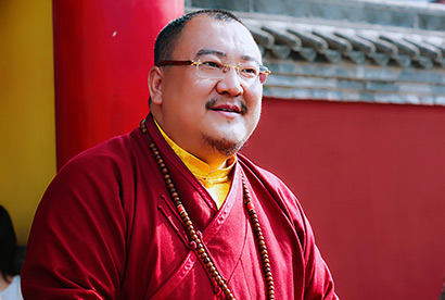 陕西西安广仁寺住持仁钦法师给您拜年