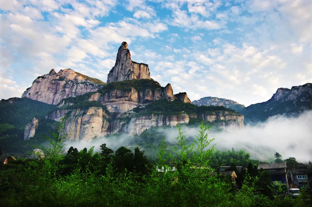 中雁荡山是乐清的又一处国家级风景名胜区.