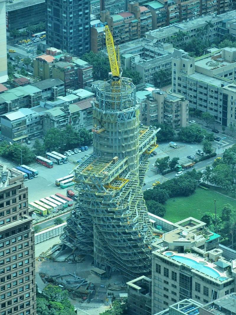 台北新建筑 旋转的生态巴别塔