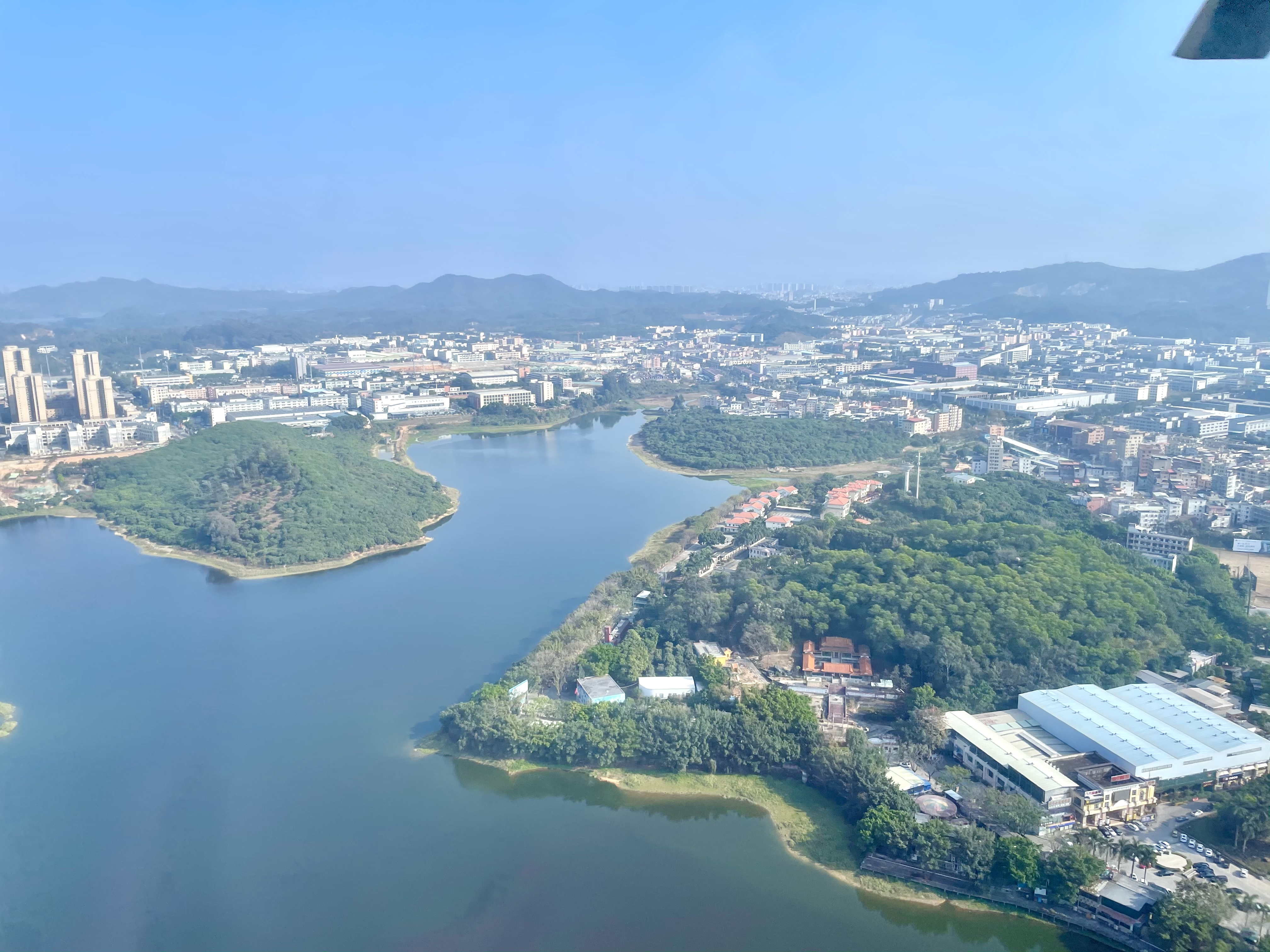 留莞迎新飞的感觉莞企邀你俯瞰东莞美景