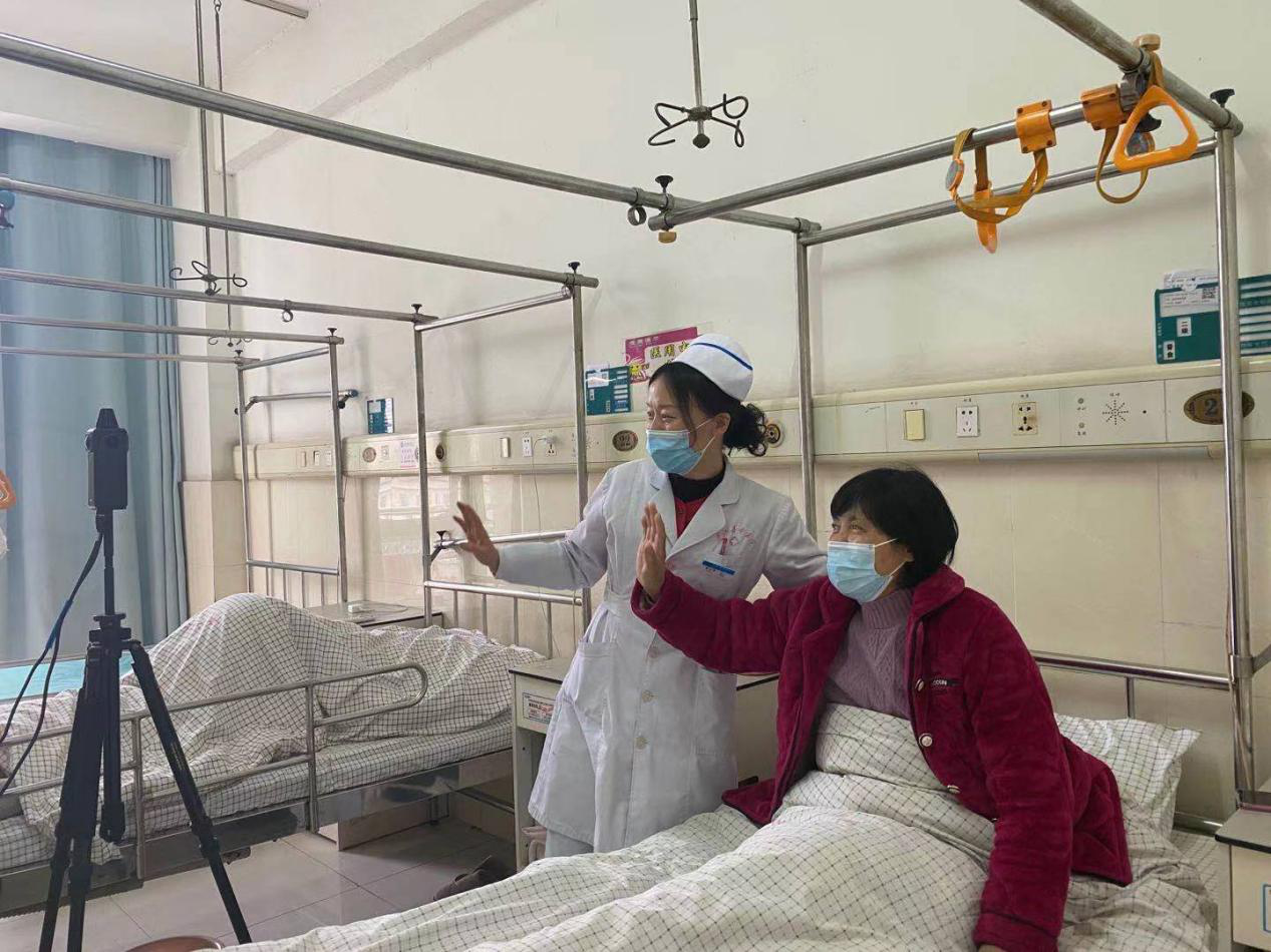 重磅科技助力防疫安徽首个5gvr全景远程探视系统在这家医院启用