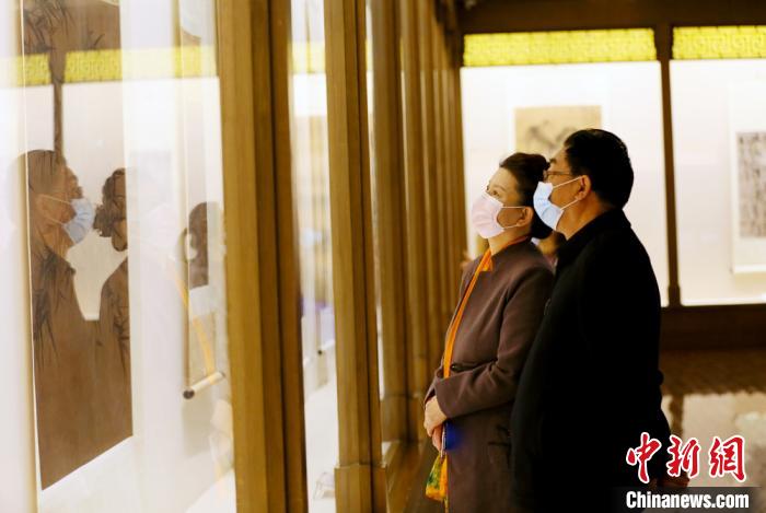 兰州市民春节“打卡”博物馆:“热闹年”变“文化年”