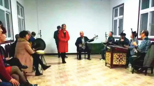 新年新事·唱新曲 一个全国文明村的生活协奏曲