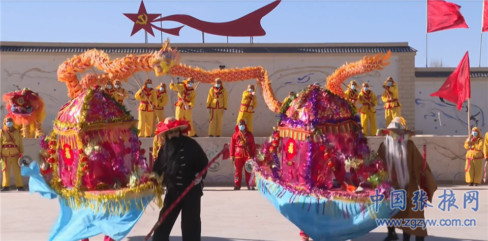 巨龙欢腾秧歌起舞 张掖高台耍起社火闹新春