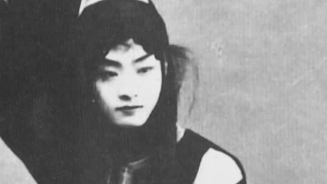 1958年，程砚秋、杨宝森等京剧名伶相继在北京去世