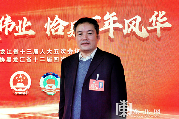 省政协委员胡喜平。