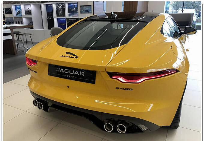 捷豹f-type到店实拍搭5.0升v8引擎/换装新灯组-图3