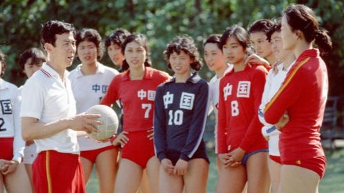 1981年中国女排征战世界杯，国人为何对女排抱有较高的关注度？