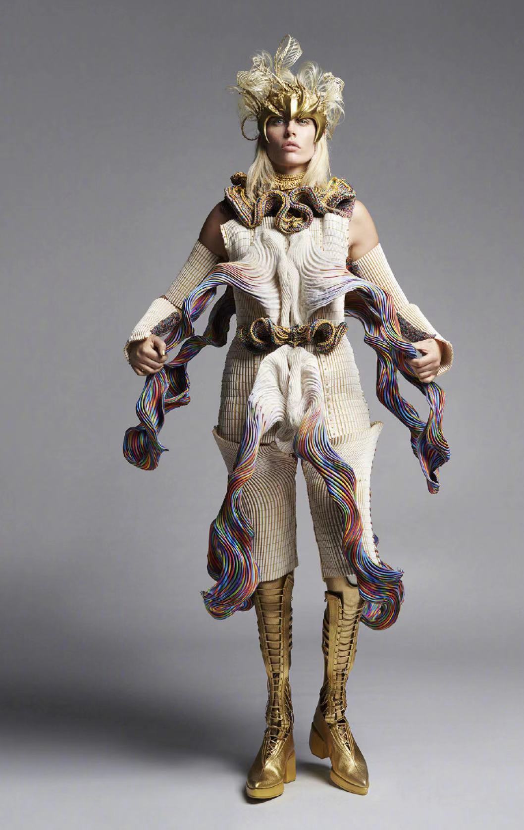 抛弃布料3d打印和再生面料让服装更魔幻