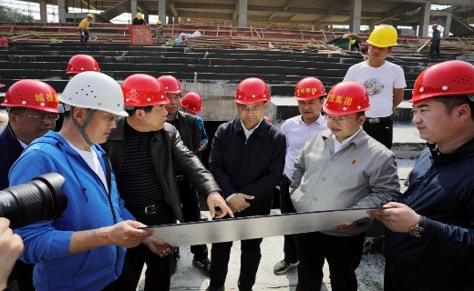 饶华东到景德镇记忆项目工地调研