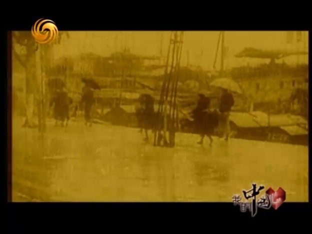 瞿秋白参加中国共产党第三次全国代表大会，坚决主张国共合作