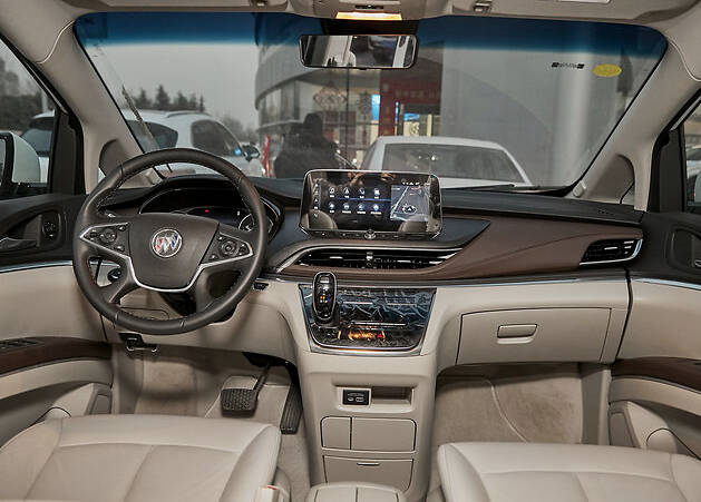 2021款别克gl8陆上公务舱上市售价2329万元起