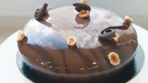 法国甜点师制作的甜点艺术品：外表及口感并重，有近乎完美的苛刻要求