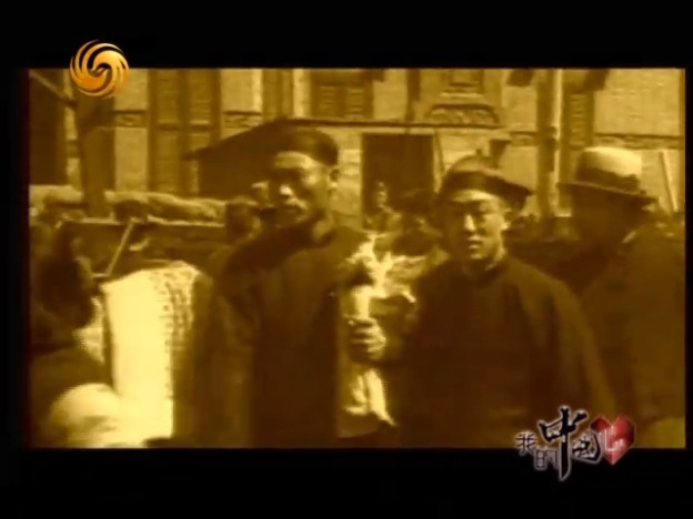 瞿秋白犯“左”倾盲动错误，在中共第六次代表大会上自我批评