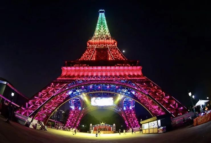 交通:地铁世界之窗站最佳观赏位置:深圳世界之窗景区内凯旋门时间