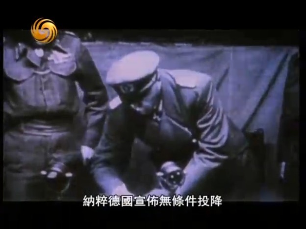 1945，胡志明宣读越南《独立宣言》，向世界宣布脱离法国殖民统治