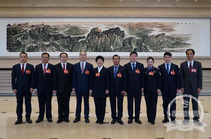 榆林在全国脱贫攻坚总结表彰大会上获得多项表彰