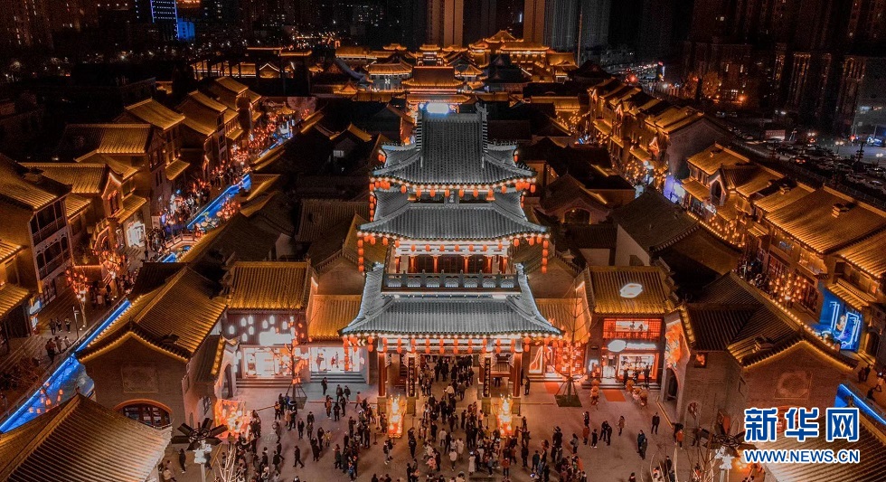 鸟瞰兰州老街(2月22日航拍图)。新华网发(张美文 摄)