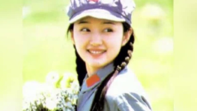 作为中国内地第一代签约歌手，杨钰莹当年有多火？