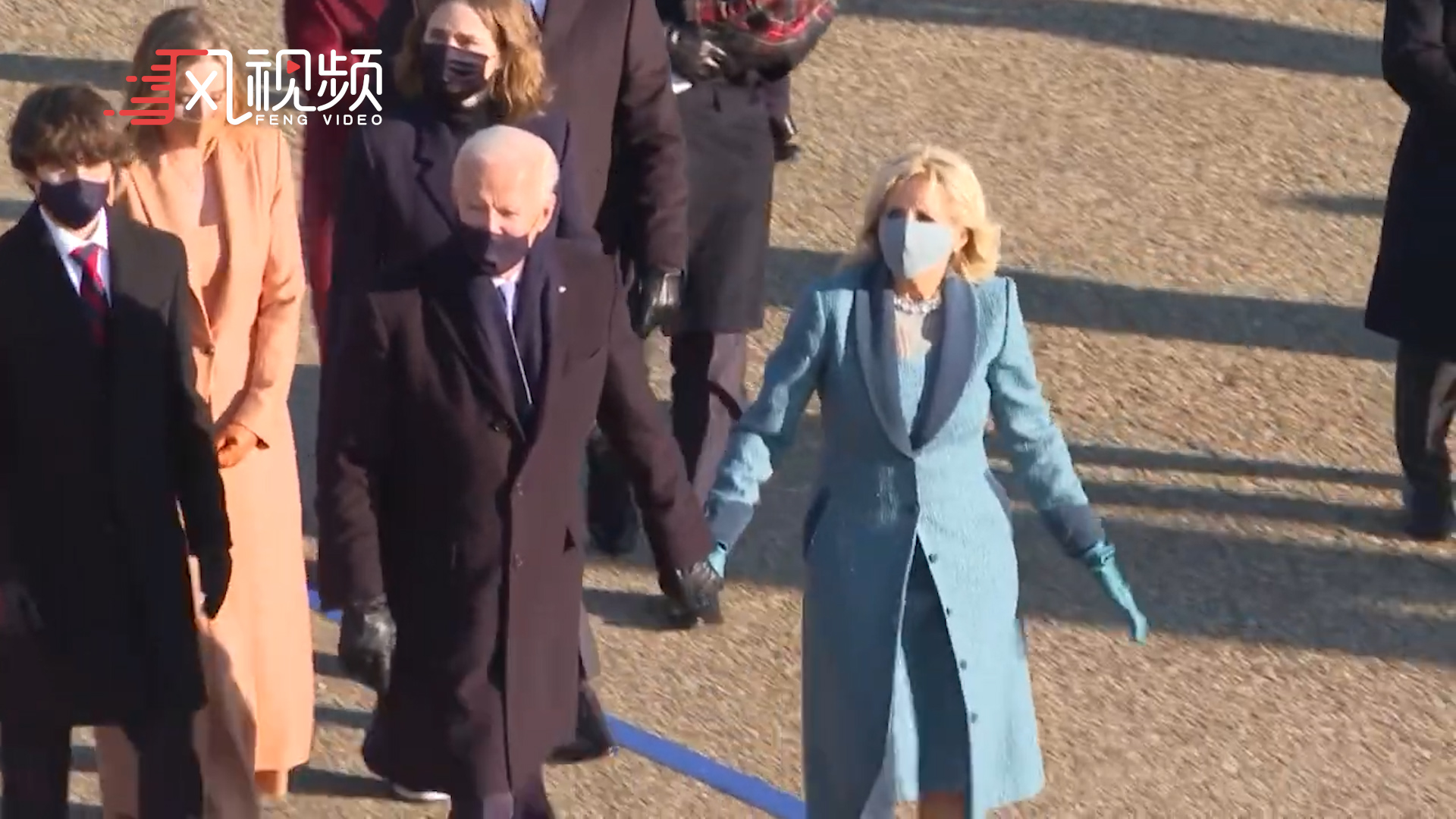 拜登夫妇将进行一分钟默哀，并点燃蜡烛哀悼美国新冠逝者