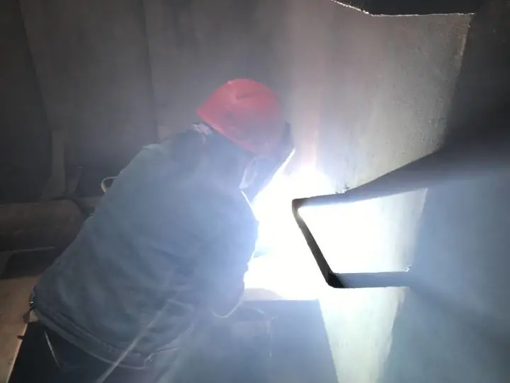 宁波"女焊子"爆红网络，40万粉丝关注！她才是该追的网红