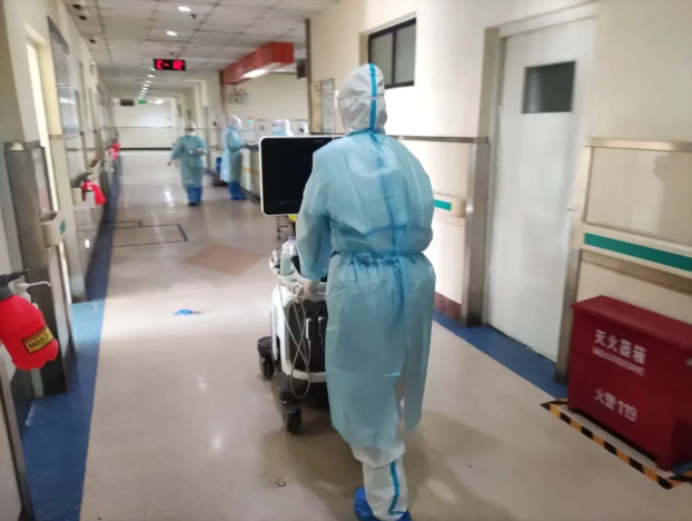 河北医科大学第三医院惠冉、王聪：超声抗疫，使命必达