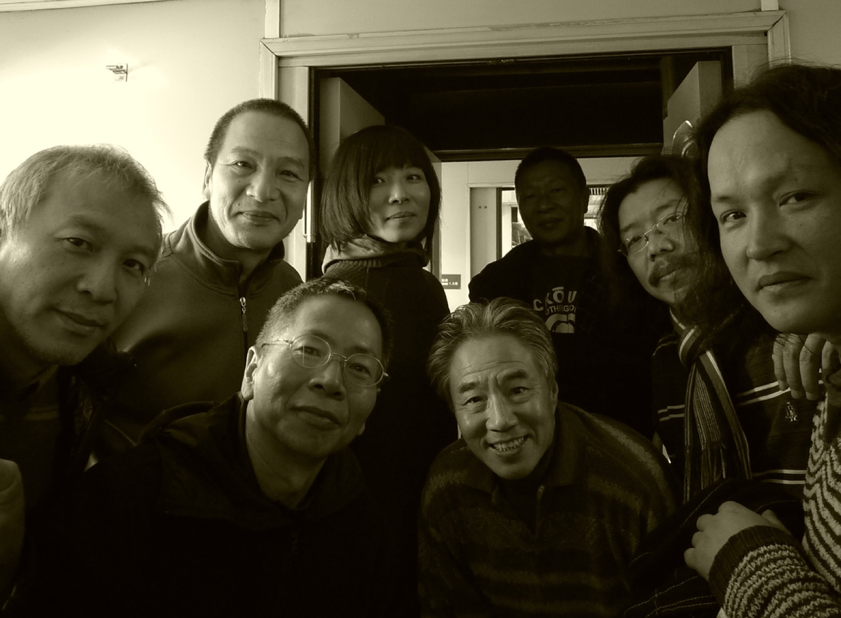 2013年创建的“星期五画派”部分成员：吕德安，严力，孙磊，于向，王艾，曾宏，大荒等。