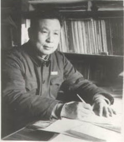 图为张传玺教授，图片来源于北京大学历史学系官网。