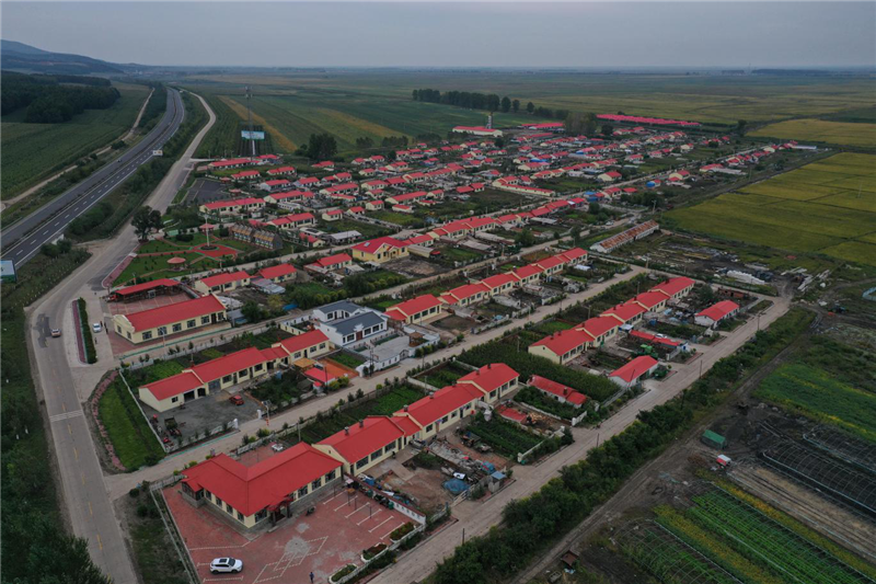 富锦市锦山镇洪洲村