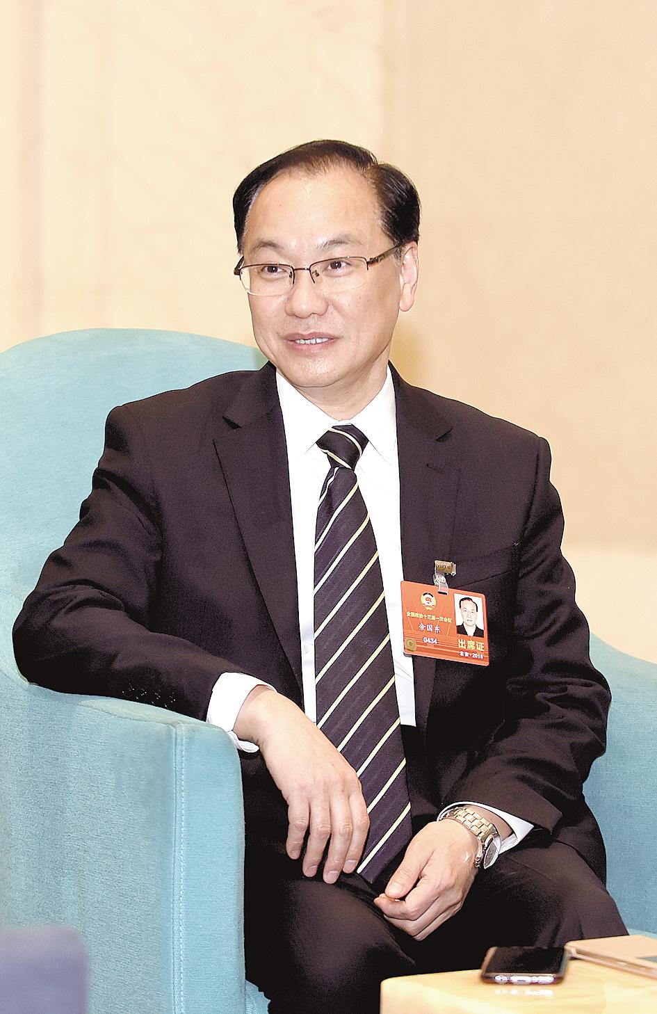 全国政协委员,重庆市生态环境局副局长 余国东