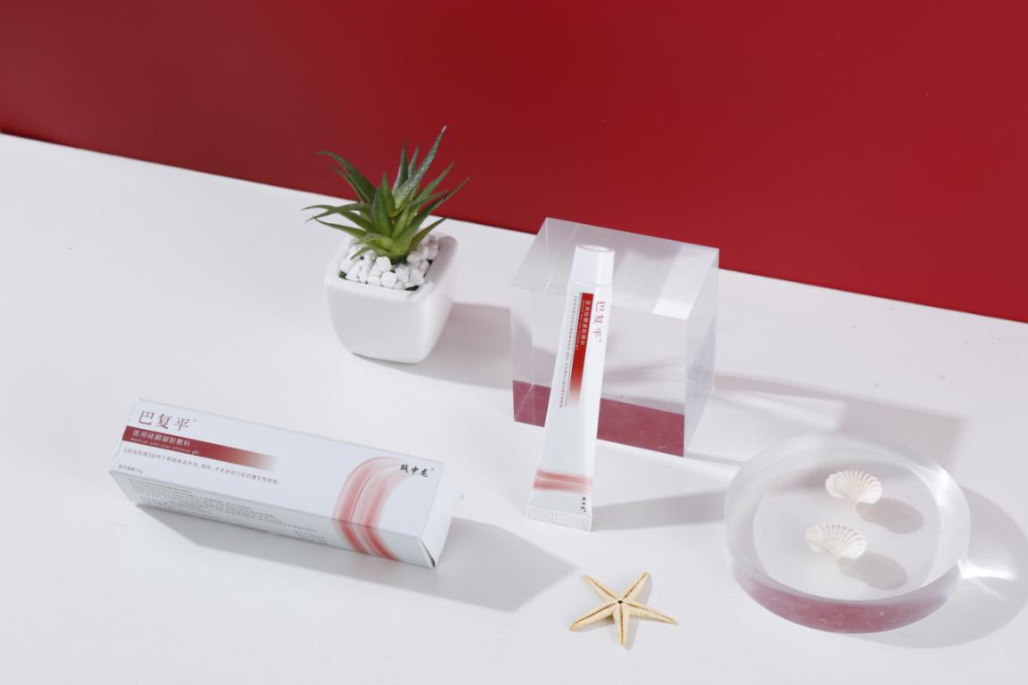 医用硅酮凝胶怎么用巴复平硅酮凝胶真能祛疤吗？揭秘网红祛疤膏效果_https://www.jmylbn.com_新闻资讯_第1张