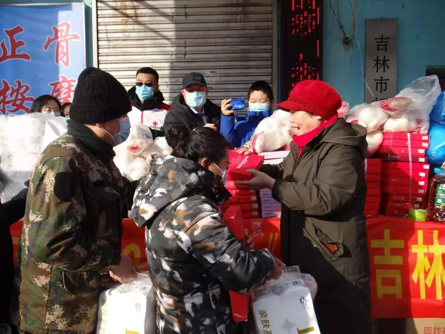 吉林市红十字会爱心救助家园创始人刘凤英:用爱传递希望