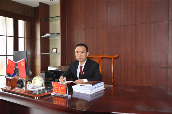 聚焦两年突破人大代表在行动①周雷创新转型谋发展奋发有为显担当