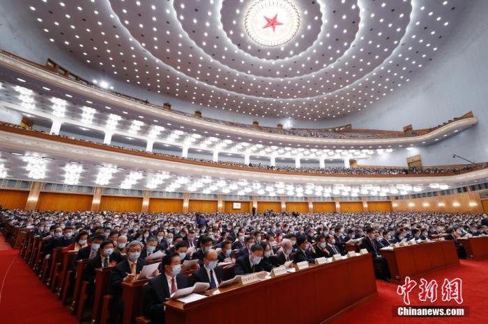 资料图：3月8日，十三届全国人大四次会议在北京人民大会堂举行第二次全体会议 盛佳鹏 摄