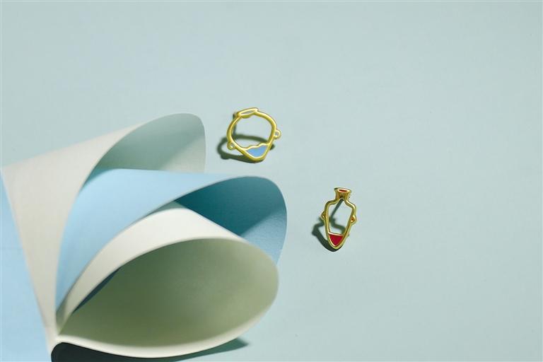 “千岁少女”大变身 彩陶之美就是这么“上头”