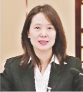 全国人大代表、武汉市土地利用和城市空间规划研究中心江南分中心部长亢德芝