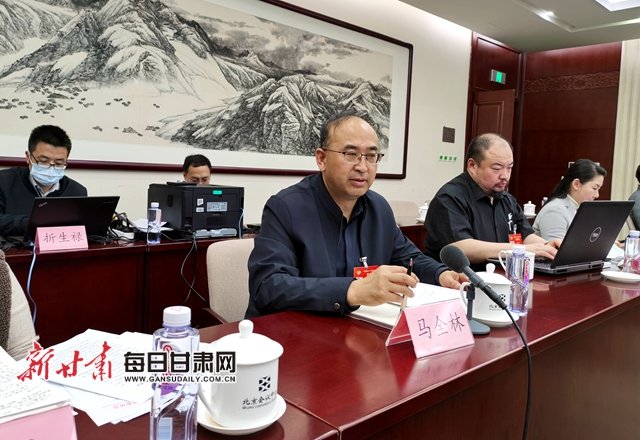 全国政协委员、甘肃省治沙研究所副所长马全林参加2021年全国两会