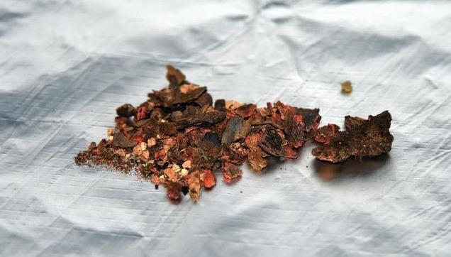 中国科研团队首次在古代女性化妆品中发现植物精油