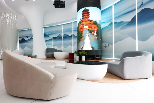 智诚相伴 慧享未来！工商银行湖北省首家新一代智慧银行在光谷亮相