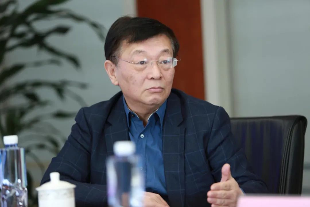 两会热议纳入医保报销的创新药为什么在医院买不到