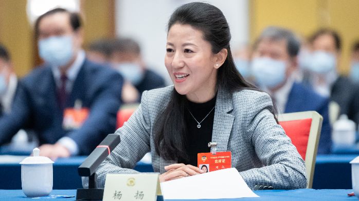 全球连线走近冬奥杨扬为冬奥全项目参赛努力建议出台政策保障冬奥顺利
