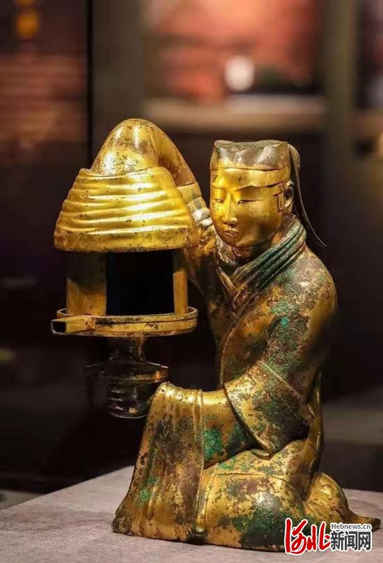 长信宫灯。 河北博物院供图