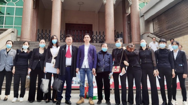 28年前湛江杀人案被告当庭翻供 原告情绪激动:讲假话不得好死